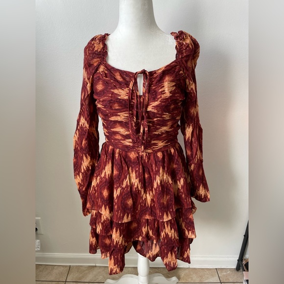 NWT House Of Harlow 1960 X Revolve Tiered Long Sleeve Metallic Mini Dress S, M - Picture 4 of 8